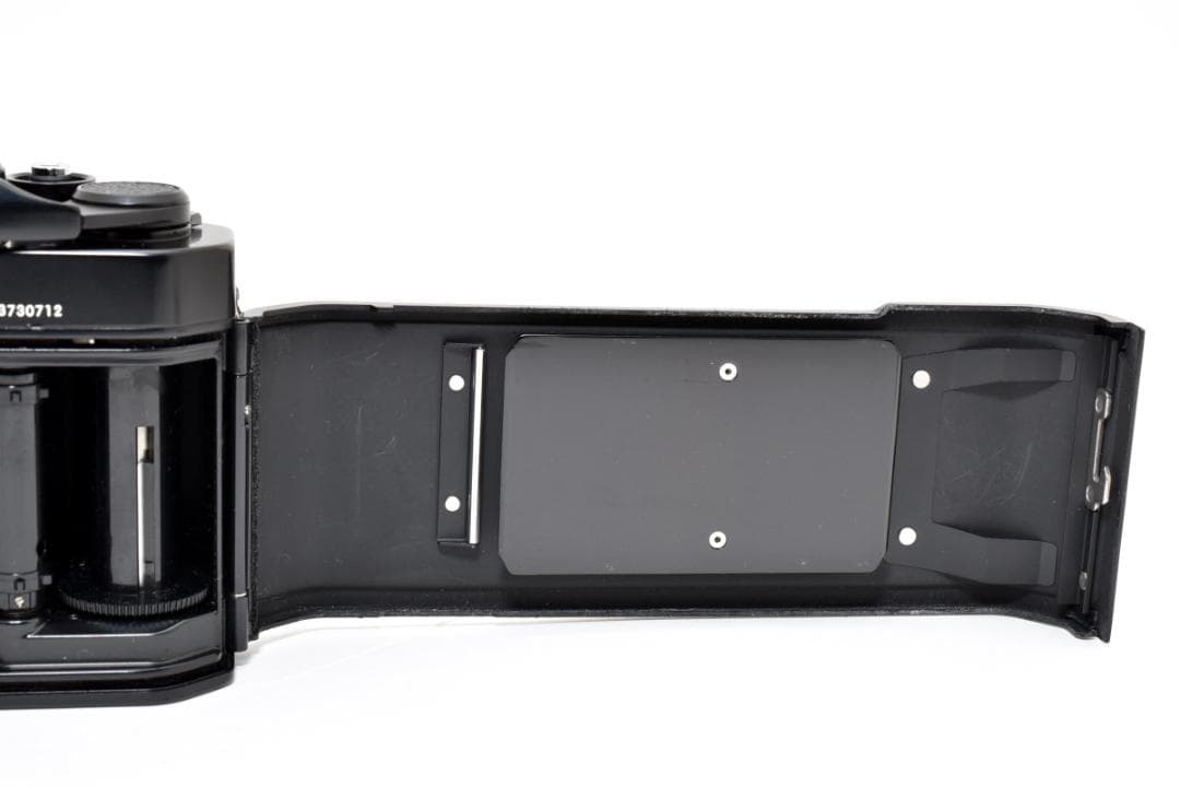超美品 NIKON FE ブラック フィルムカメラ モルト新品交換済 H318
