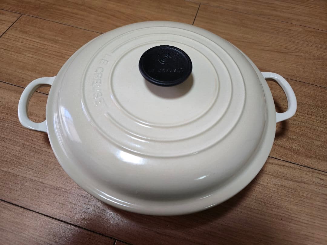 LE CREUSET オーバル鍋　アイボリー　26cm