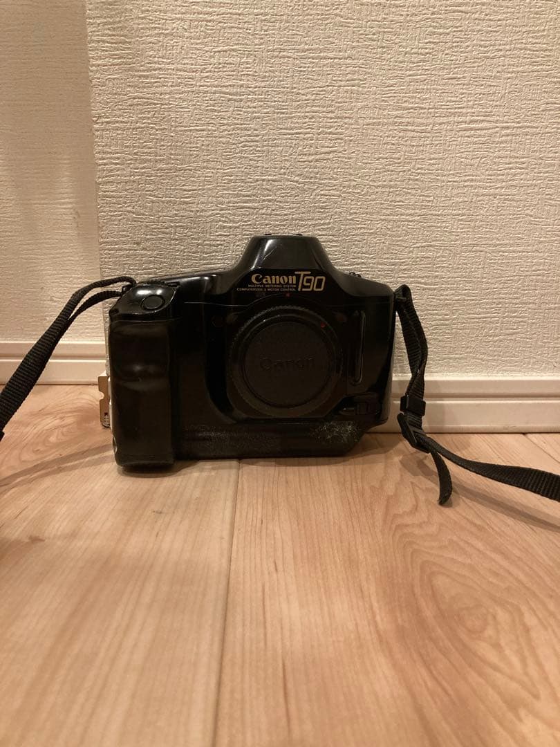 Canon T90 フィルム一眼レフカメラ