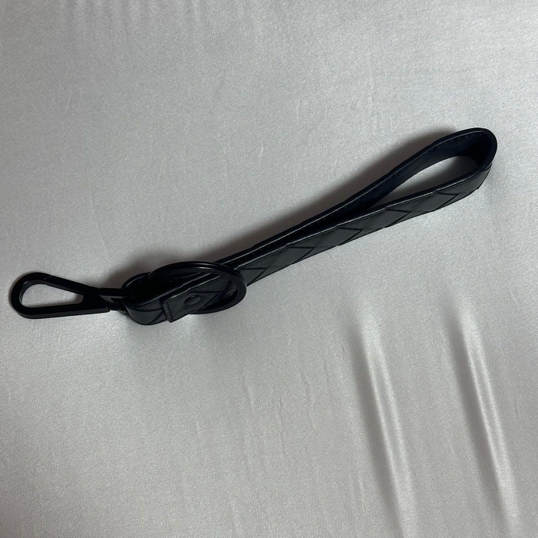 ボッテガヴェネタ キーホルダー ブラック イントレチャート