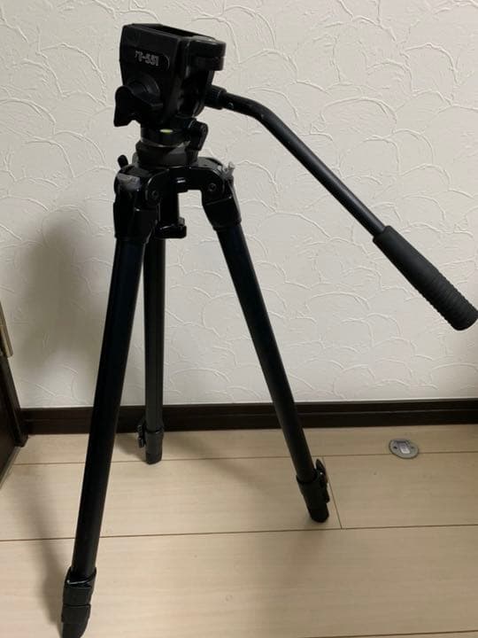 三脚