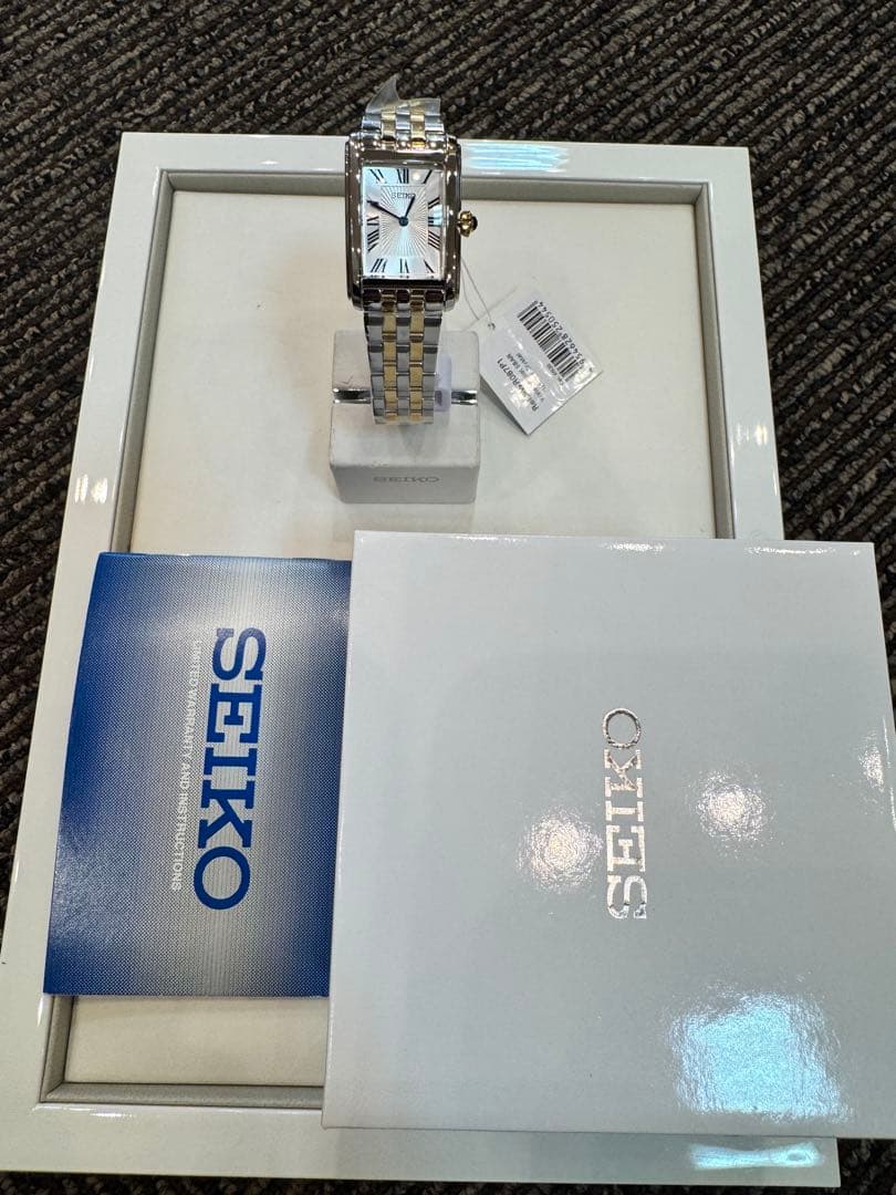 SEIKO / ESSENTIALS SWR087 逆輸入品　新品未使用