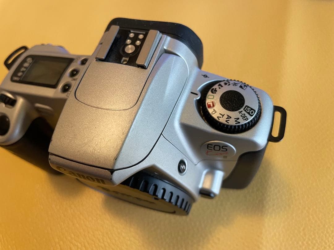 Canon EOS kiss3　一眼レフ フィルムカメラ