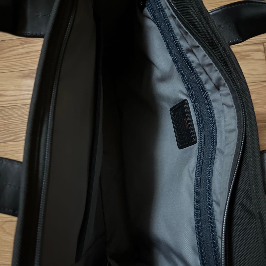 TUMI ビジネスバッグ ブラック 26110D2