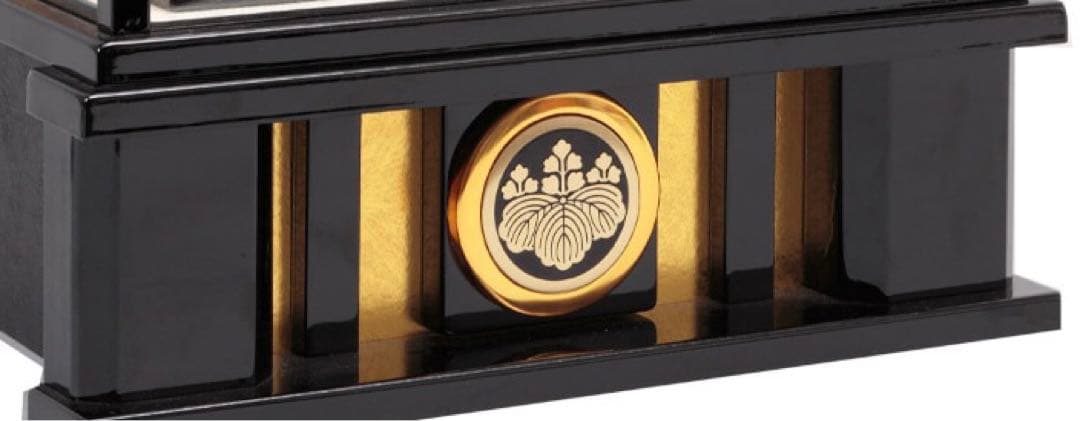 東京久月　五月人形　家紋付き龍頭付き兜飾りオルゴール付きガラスケース入