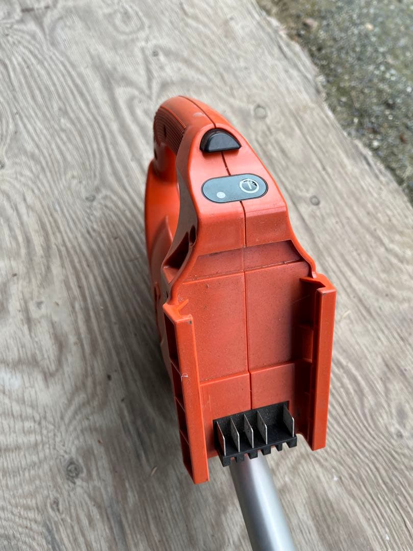 エコー　50Vバッテリー T字型バリカン　BTT510 ECHO 草刈り機