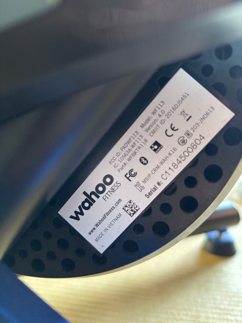 Wahoo KICKR 固定ローラー