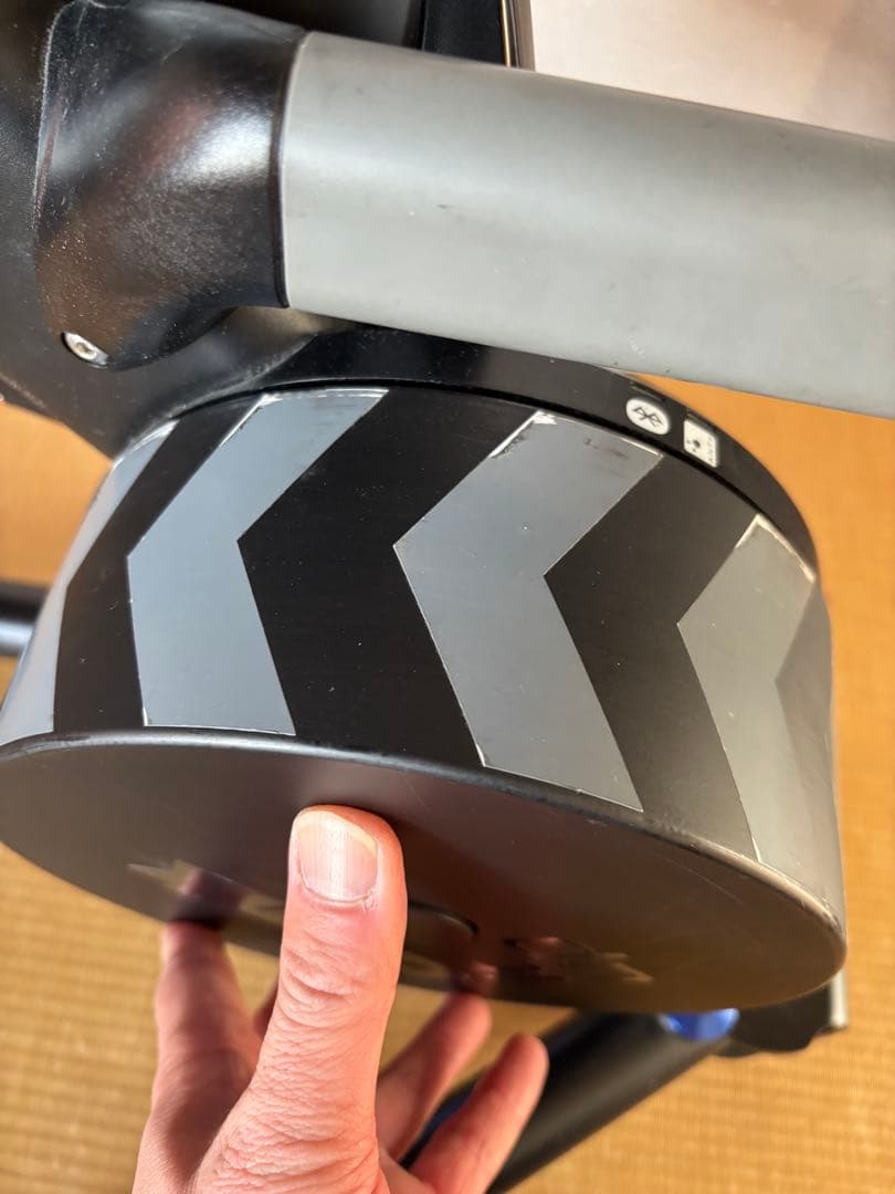 Wahoo KICKR 固定ローラー