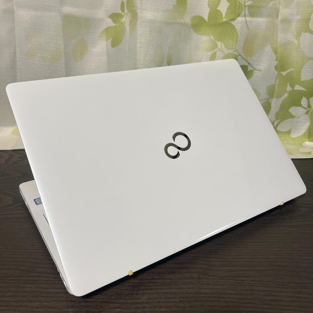 富士通 LIFEBOOK✨SSD240GB☆Core i7☆メモリ8GB