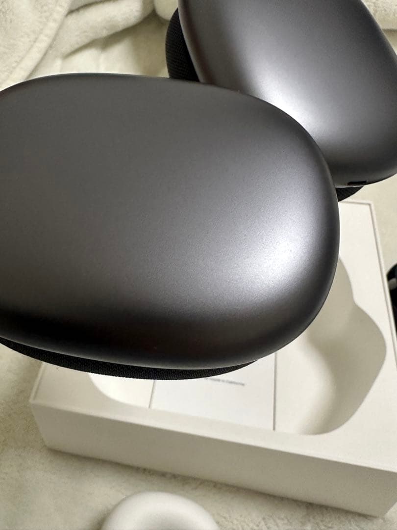 airpods max スペースグレー【ライトニングタイプ】