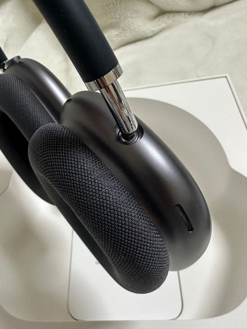 airpods max スペースグレー【ライトニングタイプ】