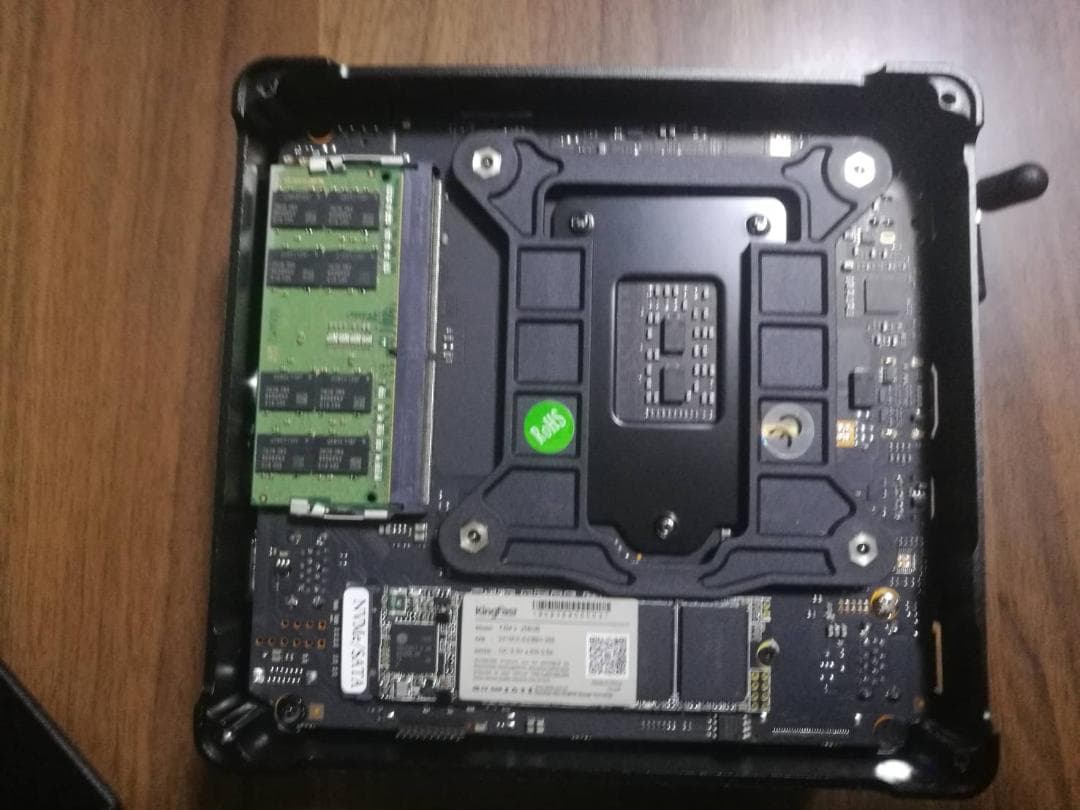 Windowsノート本体 S200 miniPC i7 8750H 256GB SSD 16GB RAM