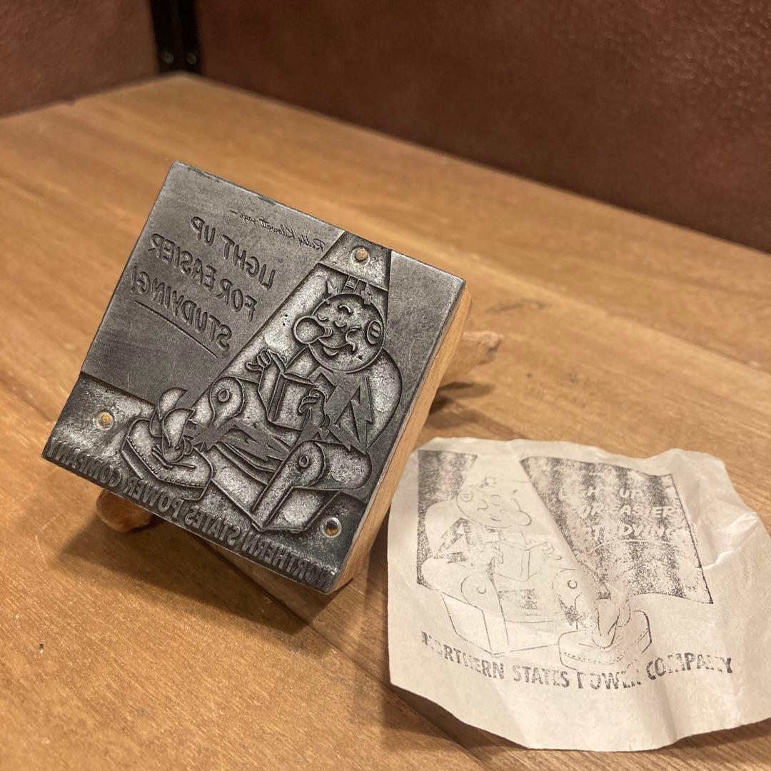 レディキロワット　ヴィンテージ　メタルスタンプ　プリントブロック　アメリカウッド