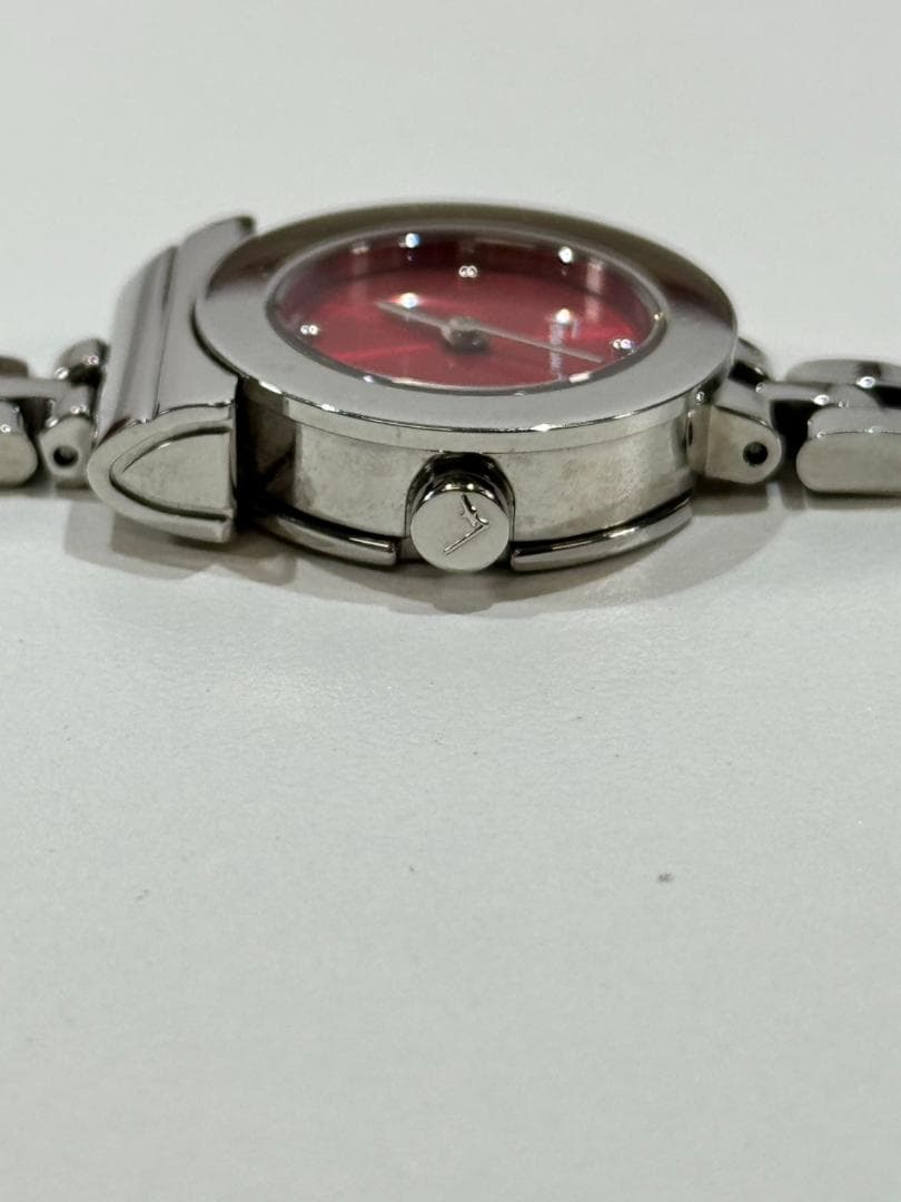 フェラガモ ガンチーニ 赤文字盤 動作品 FBF121807960248