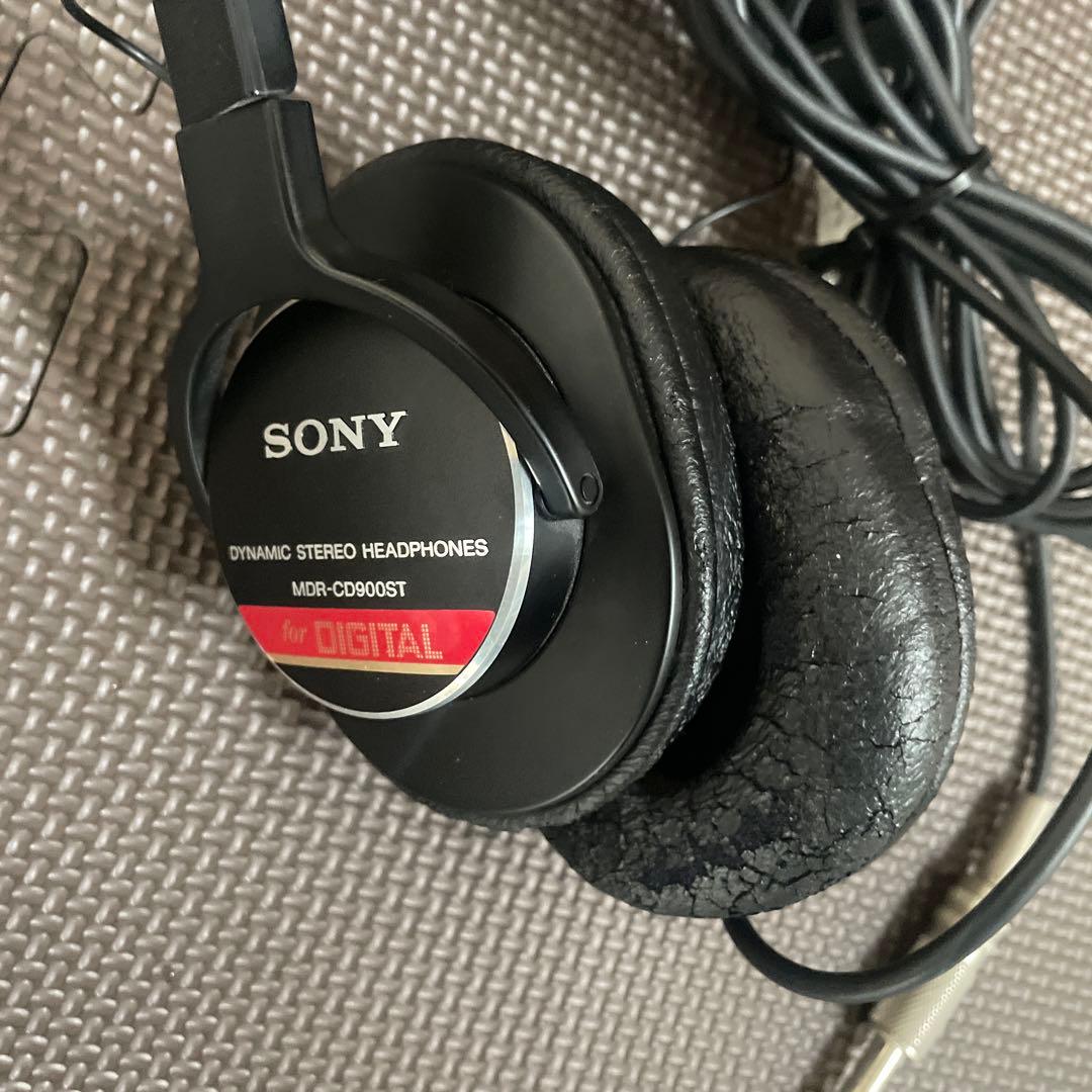 【送料無料】SONY MDR-CD900STダイナミックステレオヘッドホン