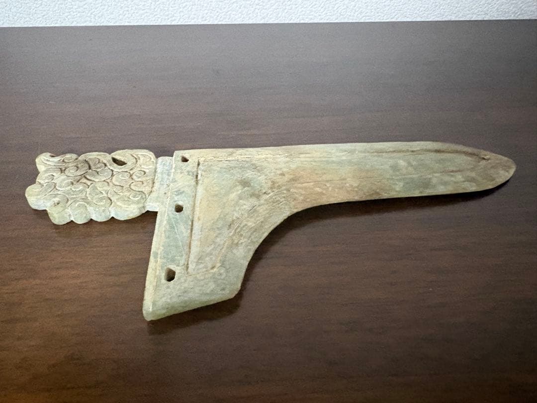 石？玉？の中国的置物　刀　中国美術　長さ21cm 125g