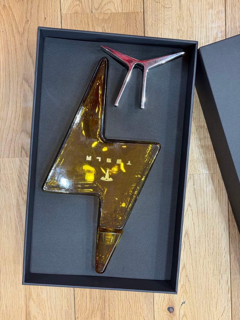 Tesla デキャンタ　新品未使用