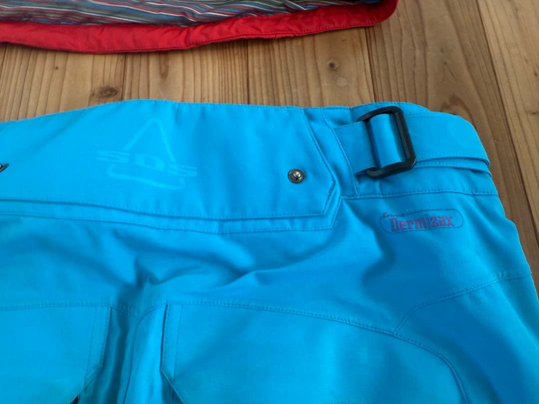 SOS スキーウェア　上下セット