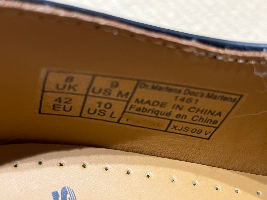 Dr.Martens 3ホール UK8 / EU42 黒 1回のみ着用 美品