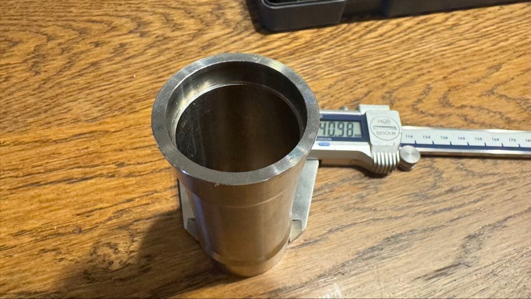 【中古】チタン　ボトムブラケット　BB86