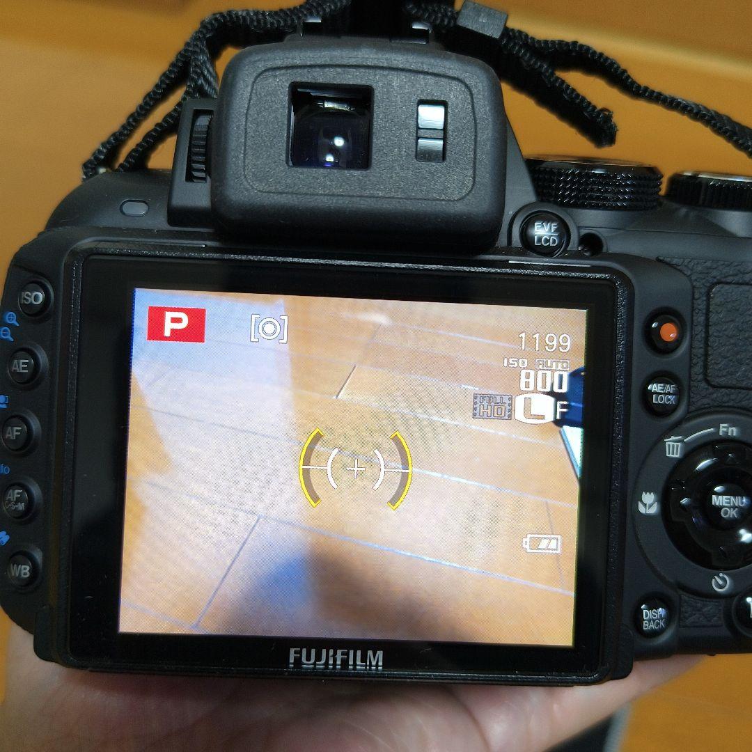 FUJIFILM FINEPIX HS30EXR デジタル一眼レフ