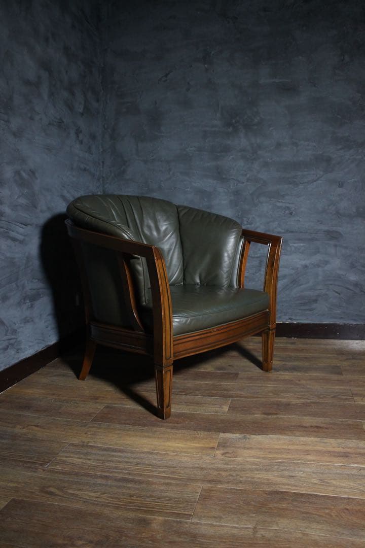 首都圏送無料〜マルニ木工 33万 ロワール 最上級マルニスムース ソファ 深緑2