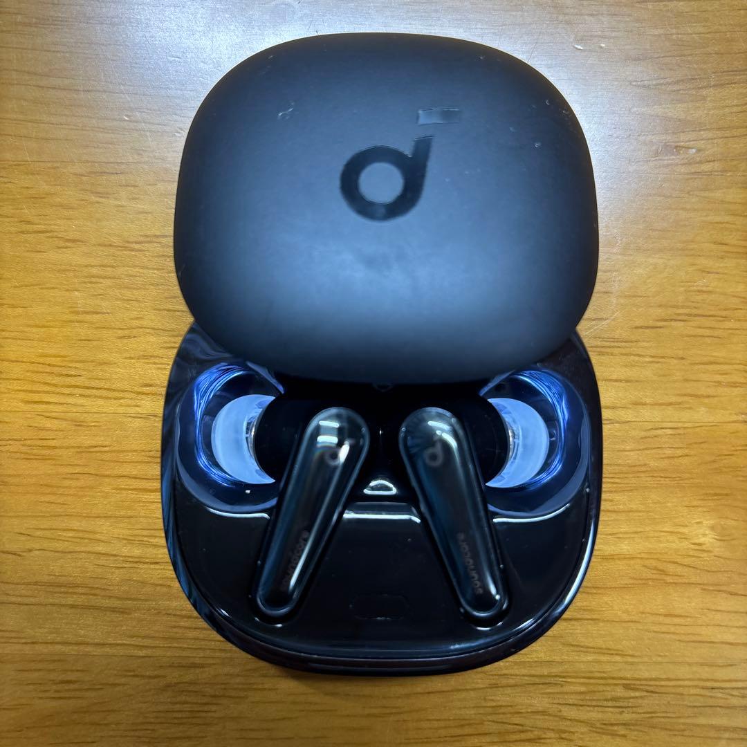 イヤホン Anker SoundCore Liberty4