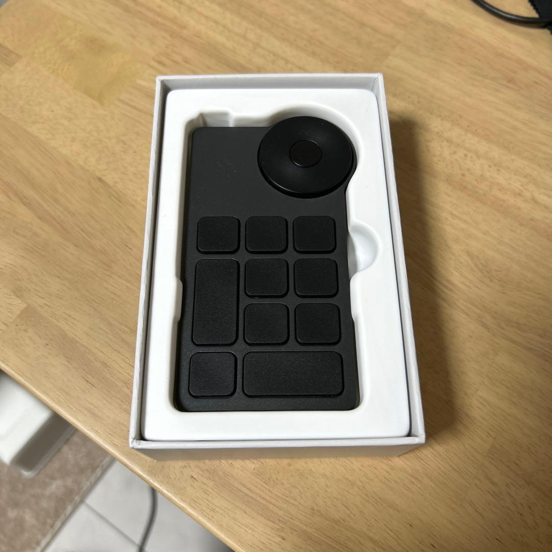 XP-Pen Artist 22 Plus 本体