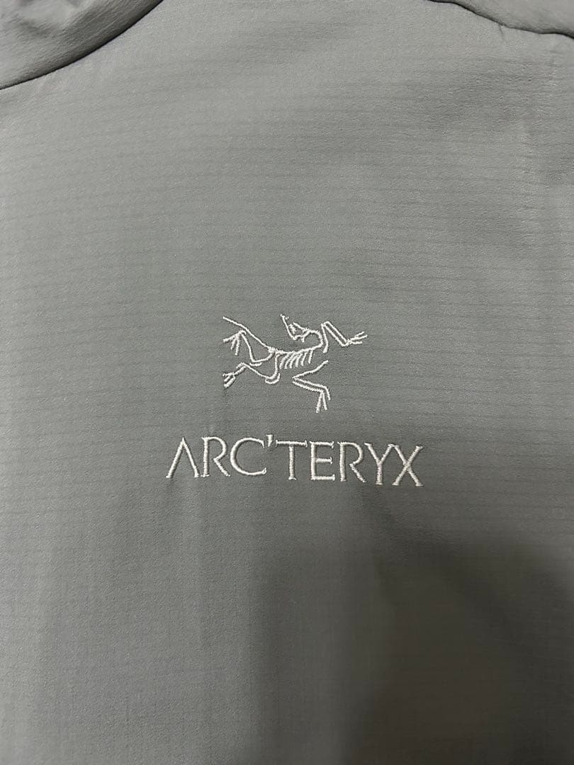 ジャケット・アウター ARC'TERYX ATOM AR JACKET