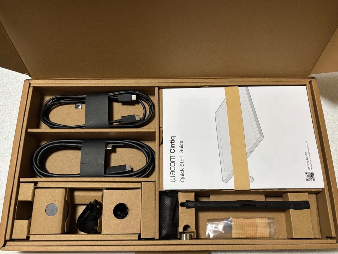 【即購入可】Wacom Cintiq 16（DTK168）