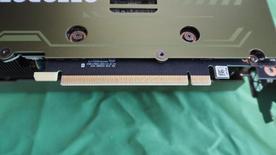 グラフィックボード・グラボ・ビデオカード RTX 4070 Ti Super 16GB Gallardo Triple