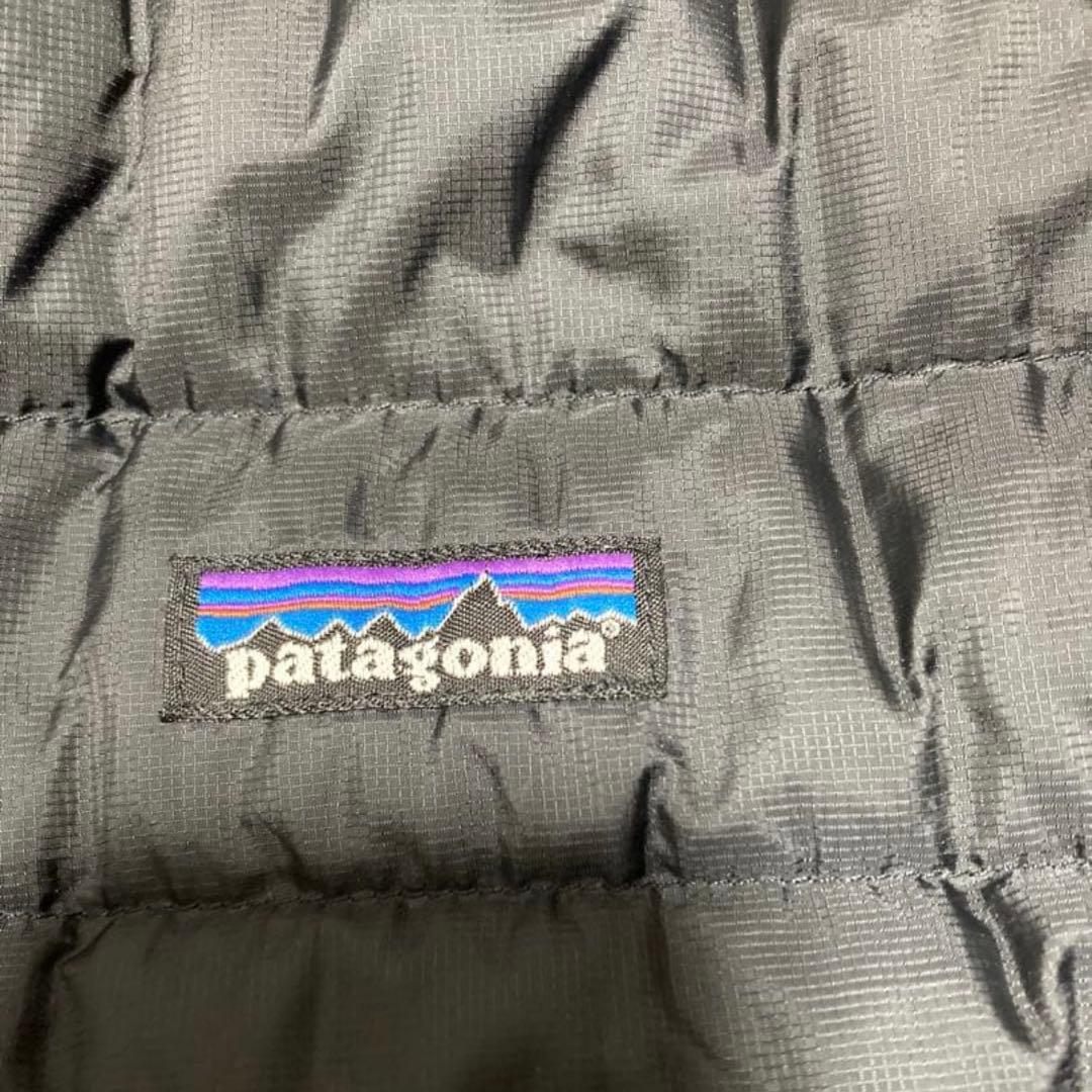 patagonia ダウンジャケット 黒　マイクロダウン