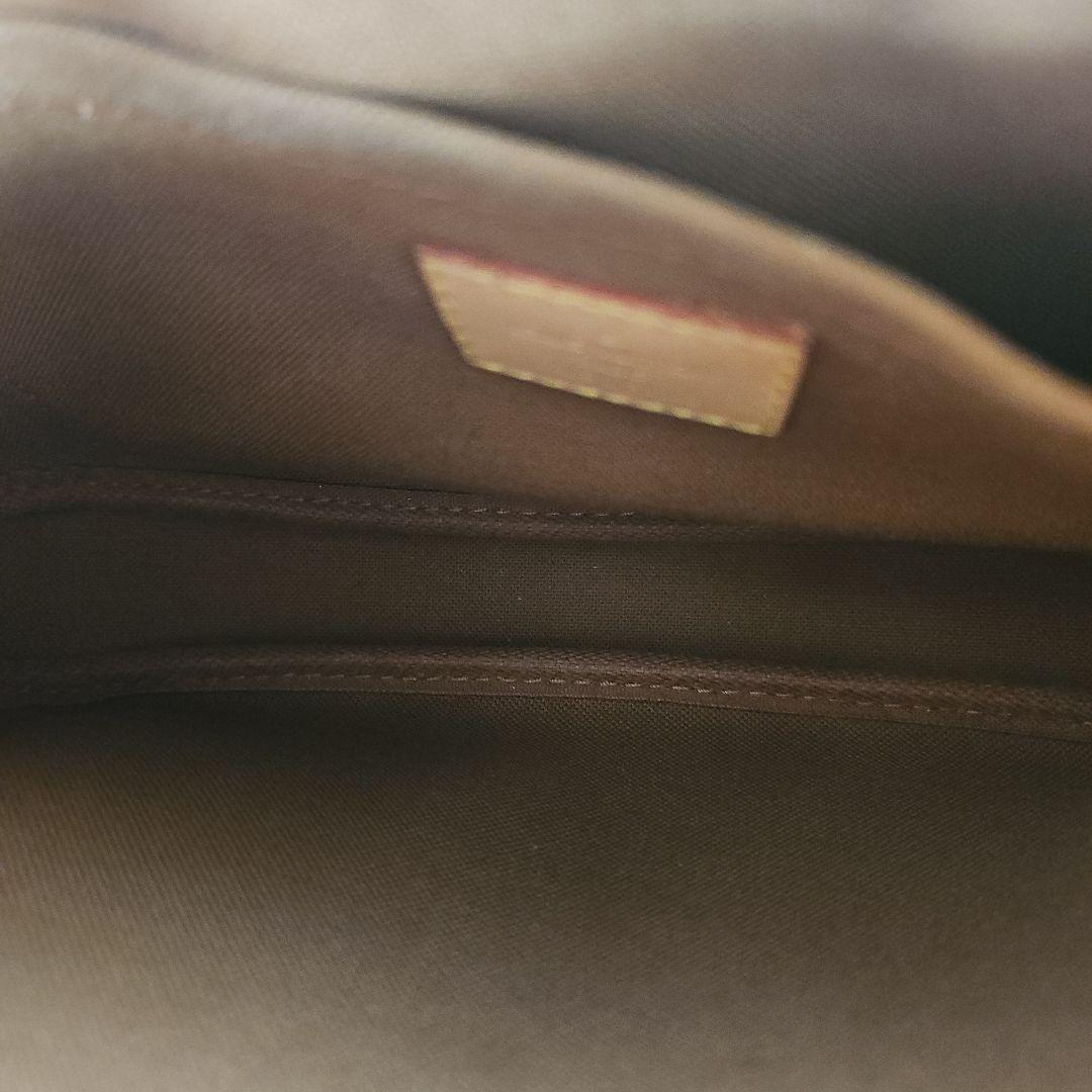 ルイヴィトン ミュルティ ポシェット アクセソワール