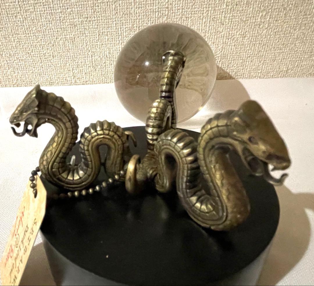 ハリーポッター 秘密の部屋 バジリスク 水晶 置物 入手困難