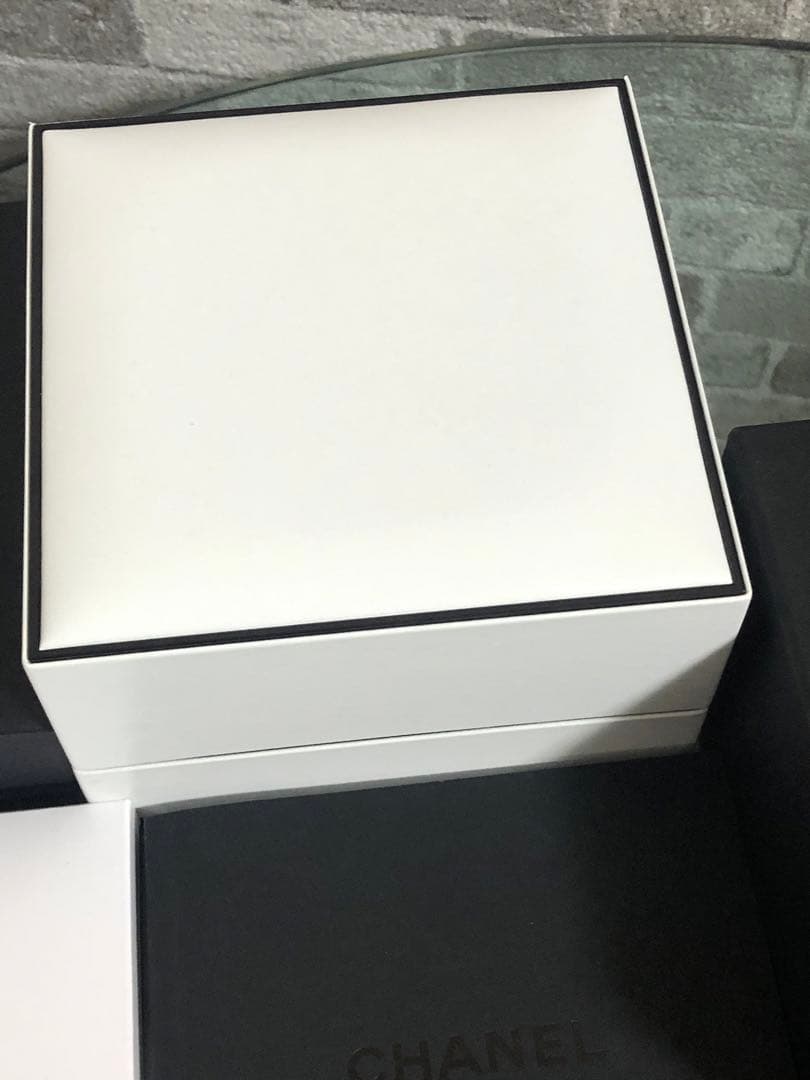 シャネル　時計ケースj12 セラミック　ダイヤ