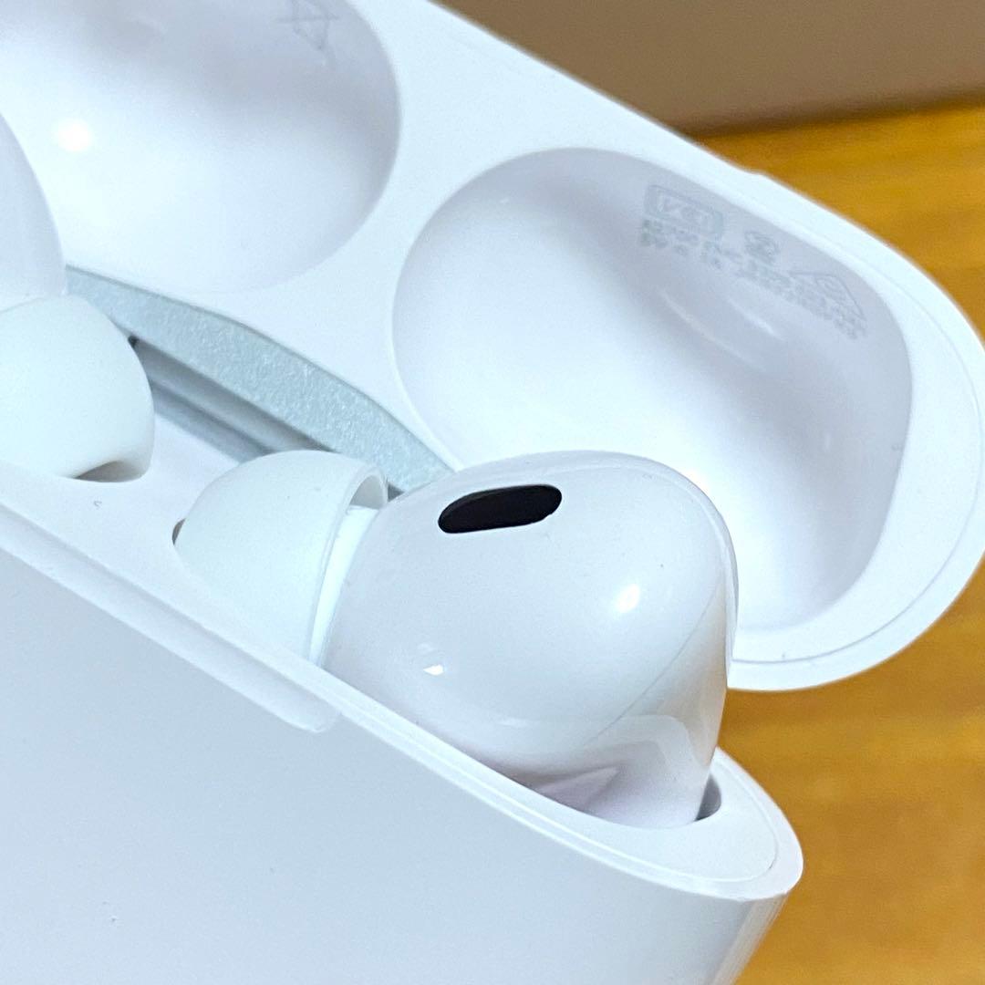 極美品　Apple AirPods pro 第2世代 A2698 正規品