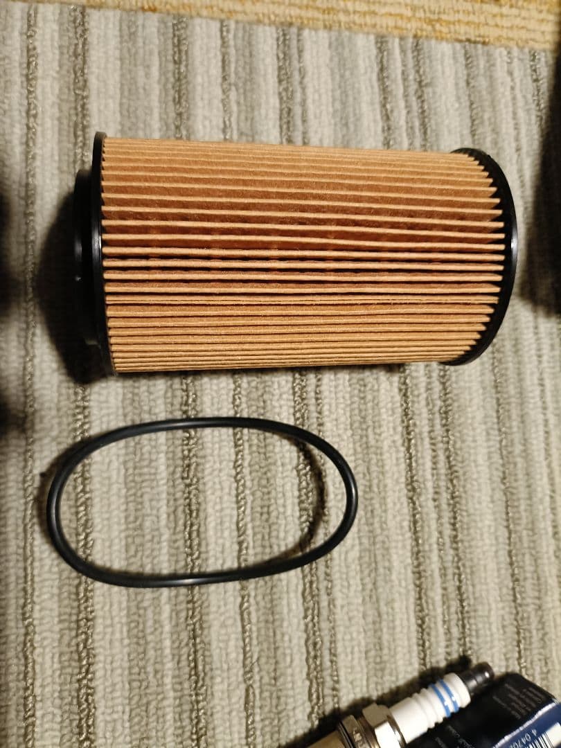 【未使用品】ポルシェ　ボクスター（９８７型）オイルフィルタ、プラグ、ドレンボルト