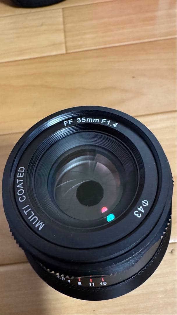 Pergear 35mm f1.4 zマウント