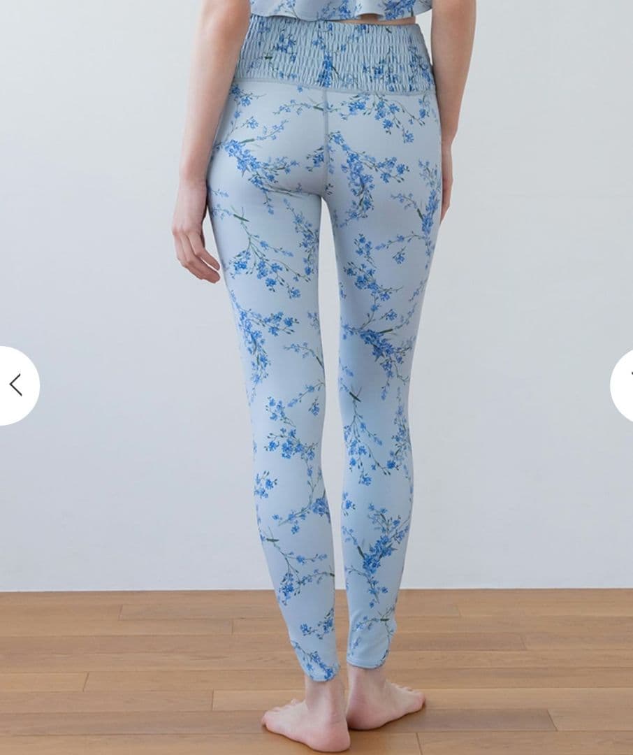 【SUKALA】スプリングフラワーシャーリングレギンス【サイズS】