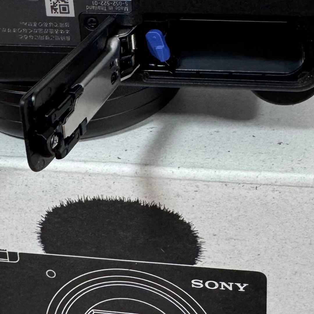 ほぼ新品SONY ZV-1Ⅱ シューティンググリップキットバッテリーチャージャー