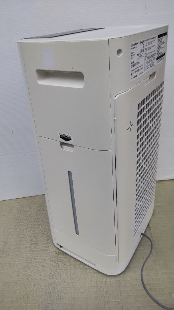 シャープ ・加湿 空気 清浄機 ・2021年製 ・KIーJS70ーW 中古