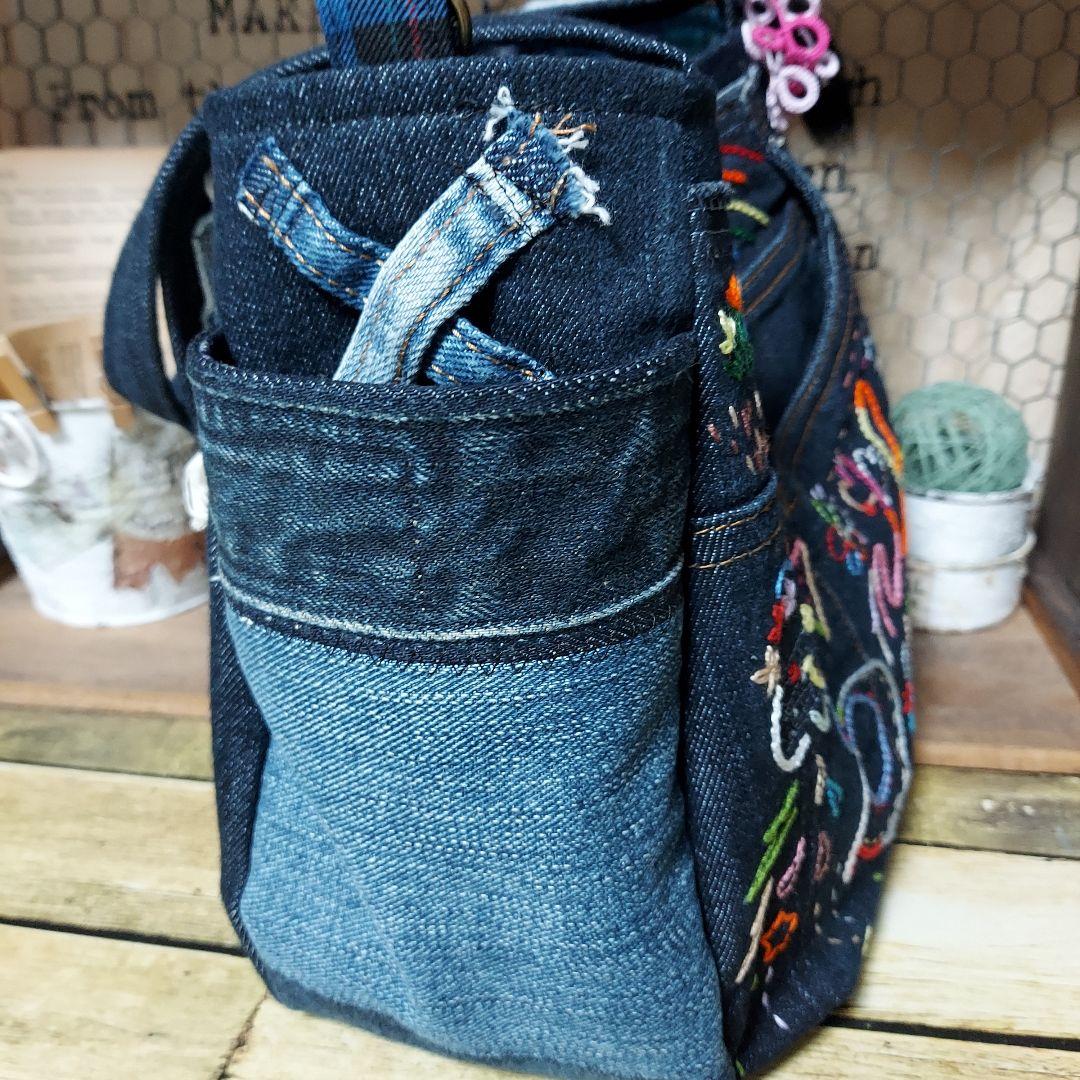 刺繍デニムバック　No.638　デニムリメイク　チューリップバック　刺繍バック