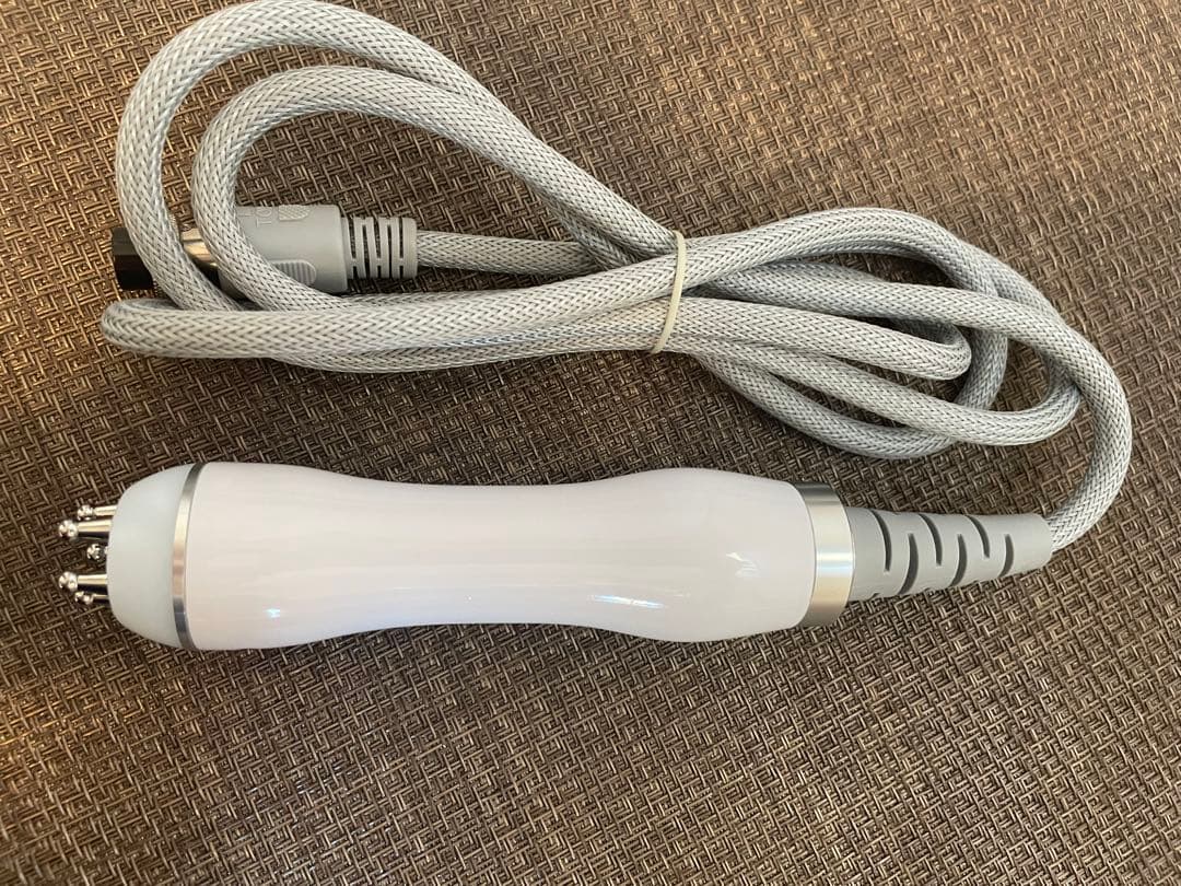 CAVI-R ONE+ キャビテーション美容器