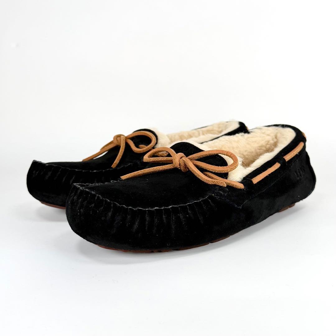 【新品未使用】UGG DAKOTA スエード モカシン スリッポン 黒 23.0