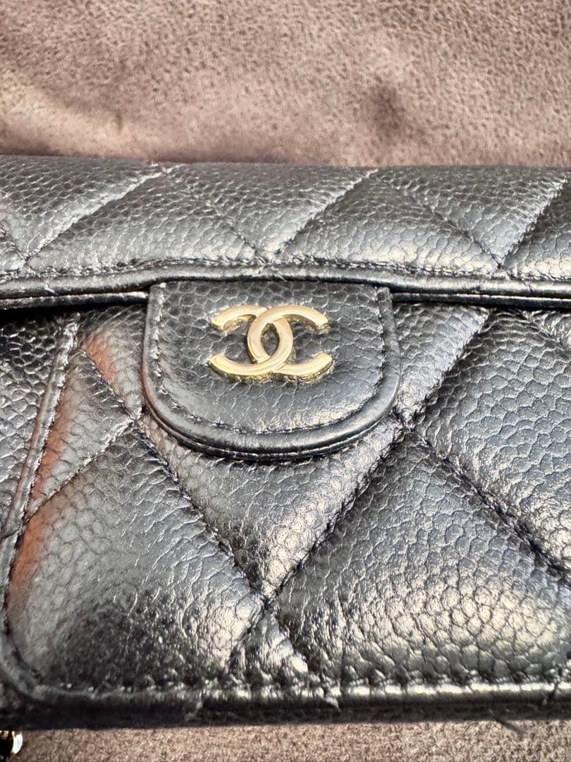 CHANEL iPhoneケース　キャビアスキン　15 pro Max