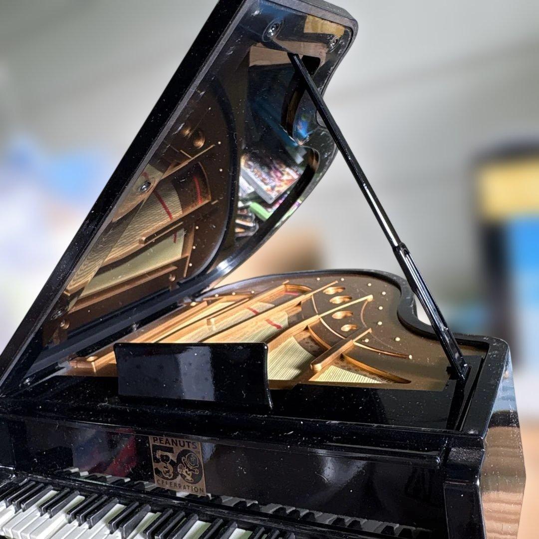S2142 スヌーピー　オルゴール　ウッドストック　ピアノ　50周年記念
