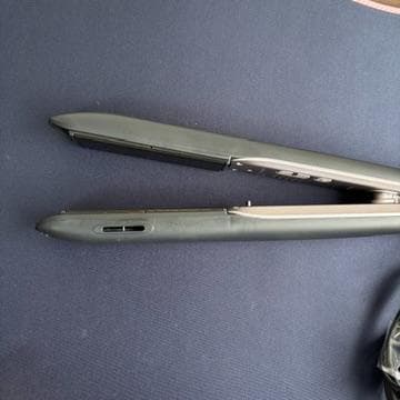 【美品・動作済】パナソニック ストレートアイロン ナノケア 黒 EH-HS9J