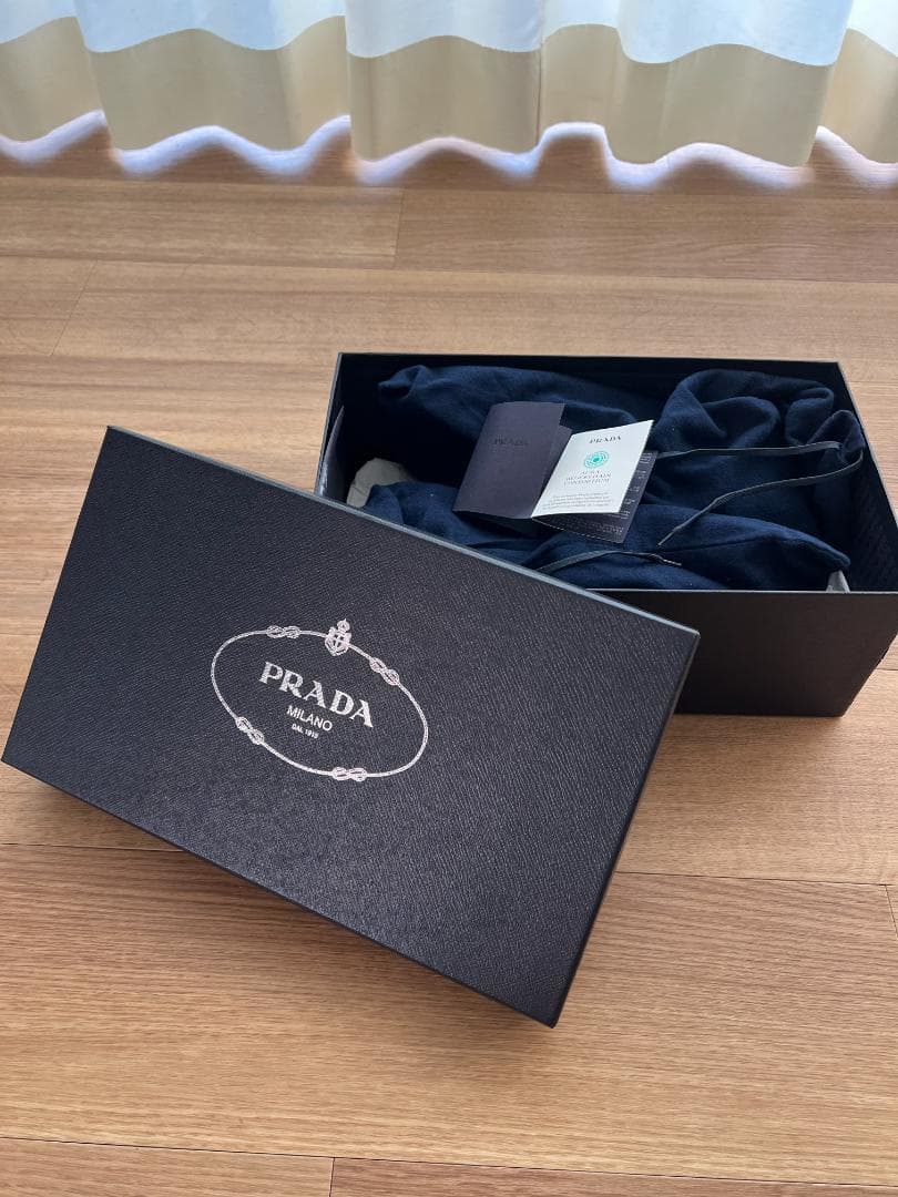 PRADA ブラックレザー ローファー 8.5