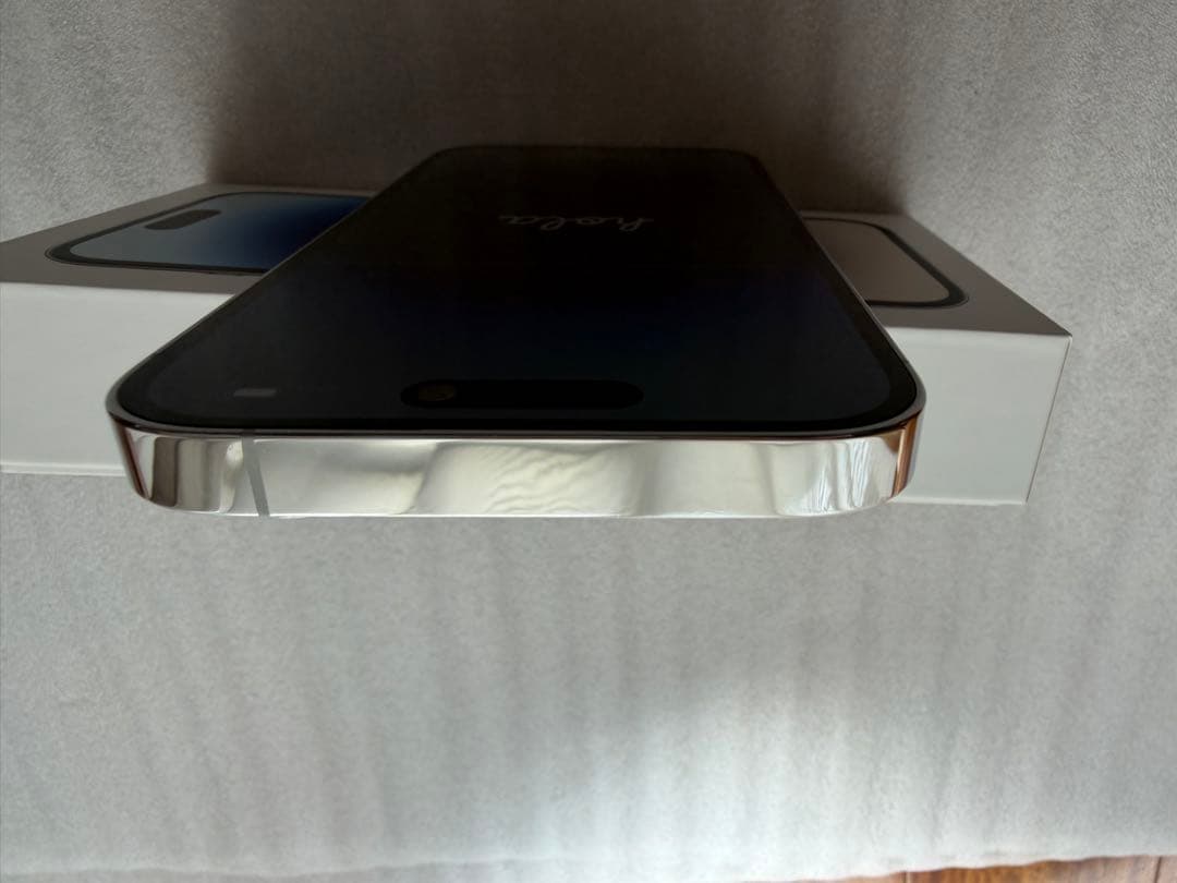 Apple iPhone 14 Pro シルバー 本体 1TB SIMフリー