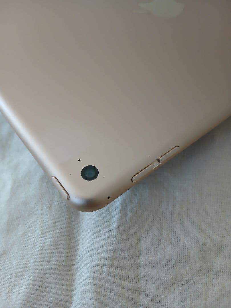 美品 iPad air 第2世代 バッテリー82%